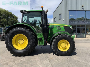 Traktor JOHN DEERE 6215R