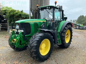 Traktor JOHN DEERE 6820