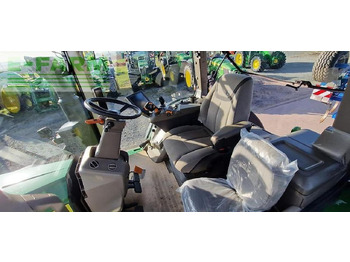 Traktor John Deere 7r 330: gambar 4