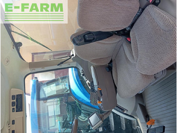 Traktor John Deere 8310R: gambar 4