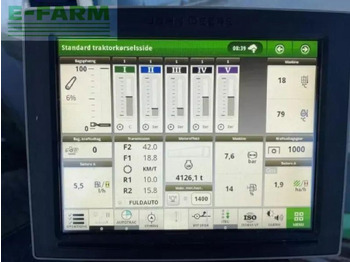 Traktor John Deere 8370r: gambar 4