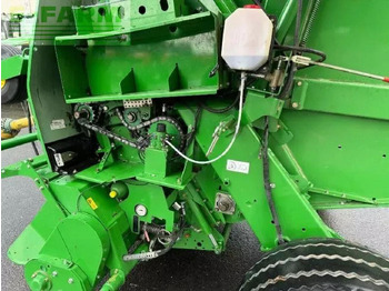 Baler persegi John Deere 864: gambar 5