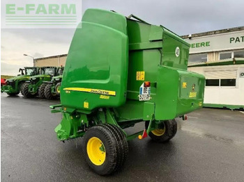 Baler persegi John Deere 864: gambar 2