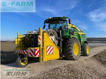 Pemanen hijauan JOHN DEERE 8700
