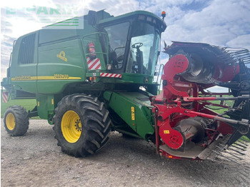 Pemanen gabungan JOHN DEERE