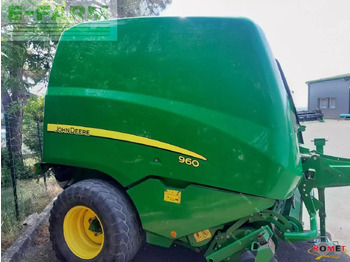 Baler persegi JOHN DEERE