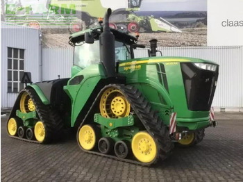 Traktor JOHN DEERE