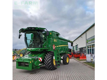 Pemanen gabungan JOHN DEERE T550