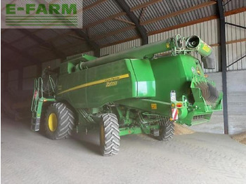 Pemanen gabungan JOHN DEERE T660