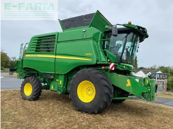 Pemanen gabungan JOHN DEERE T670