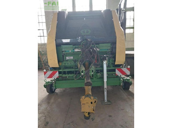 Baler persegi KRONE