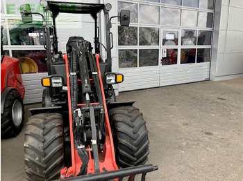Pemuat ringkas Manitou mla 3-25: gambar 3