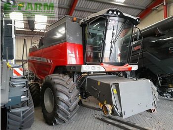 Pemanen gabungan MASSEY FERGUSON