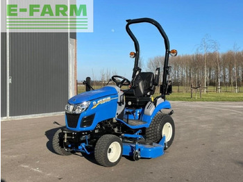 Traktor NEW HOLLAND Boomer