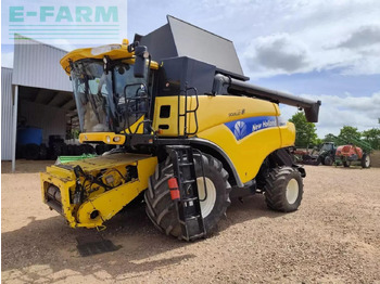 Pemanen gabungan NEW HOLLAND CR9080