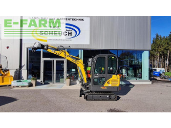 Ekskavator mini NEW HOLLAND