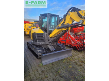 Ekskavator mini NEW HOLLAND