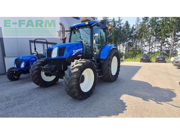 Traktor NEW HOLLAND T6