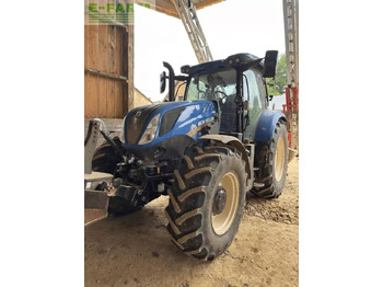 Traktor NEW HOLLAND T6