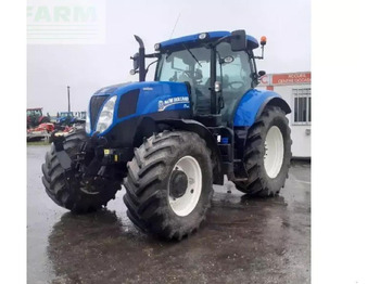 Traktor NEW HOLLAND T7