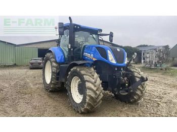 Traktor NEW HOLLAND T7