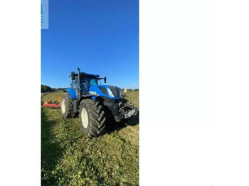 Traktor NEW HOLLAND T7