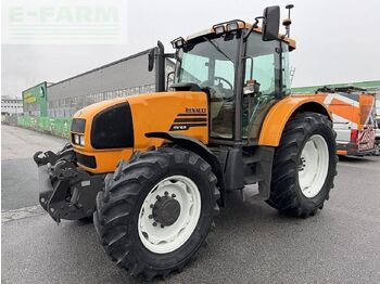 Traktor RENAULT