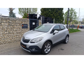 Mobil SUV OPEL