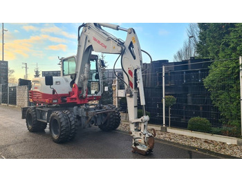 Ekskavator roda TAKEUCHI
