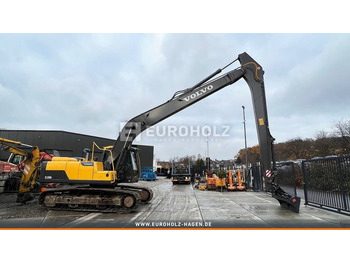 Ekskavator perayap VOLVO EC220