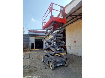 Scissor lifts SKYJACK
