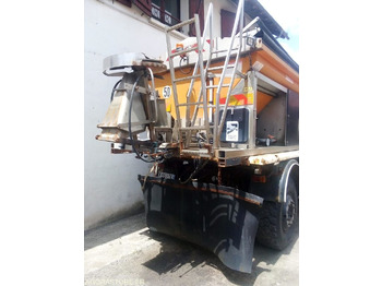 Truk UNIMOG