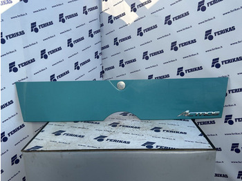 Kerudung MERCEDES-BENZ