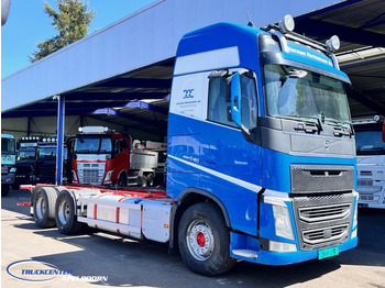 Truk sasis VOLVO FH 540