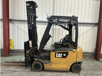 Forklift listrik CATERPILLAR EP