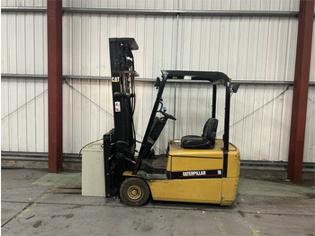 Forklift listrik CATERPILLAR EP