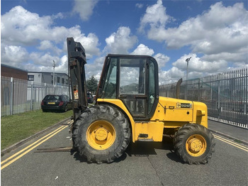 Forklift medan kasar JCB