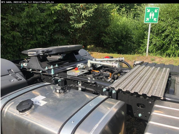 Tractor head MAN TGX (TG3) 18.510 4x4H BLS Hydraulik, normalhoch: gambar 4