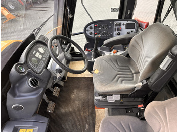 Traktor JCB FASTRAC 3230: gambar 5