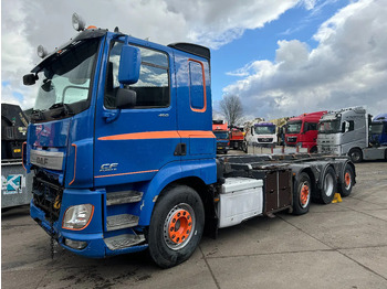 Truk pembawa sistem kabel DAF CF 460
