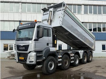 Truk jungkit MAN TGS