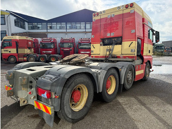 Tractor head MAN TGX 41.540 8X4 170 TON+ RETARDER + PTO HYDRAULICS - ONLY 182.827 KM: gambar 5 Tractor head MAN TGX 41.540 8X4 170 TON+ RETARDER + PTO HYDRAULICS - ONLY 182.827 KM: gambar 5