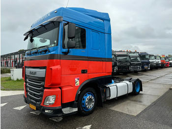 Tractor head DAF XF 440