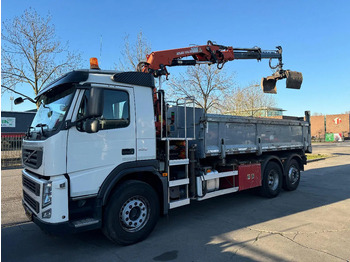 Truk derek VOLVO FM 330