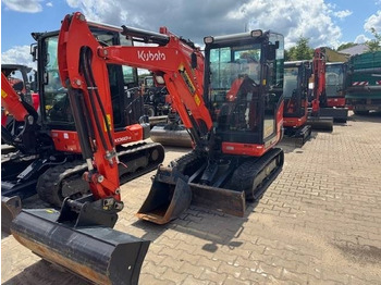 Ekskavator mini Kubota KX 027-4: gambar 2