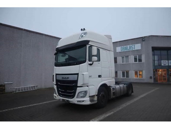 Tractor head DAF XF 460