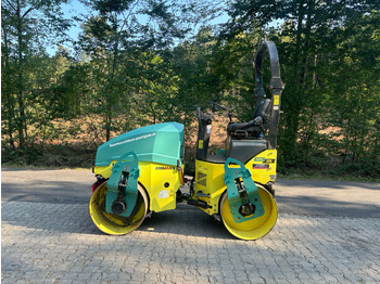 Roller jalan AMMANN