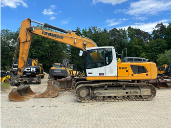 Ekskavator perayap LIEBHERR R 922