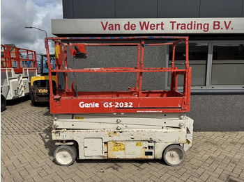 Scissor lifts GENIE
