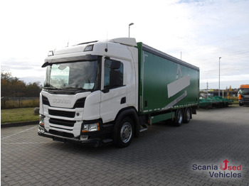 Truk minuman SCANIA P 320